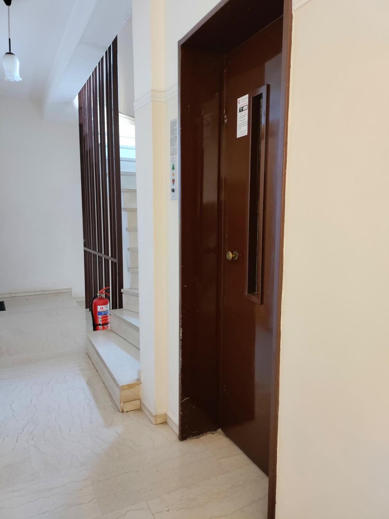 Old Town Apartment Next To Seafront Promenade ナフプリオ エクステリア 写真